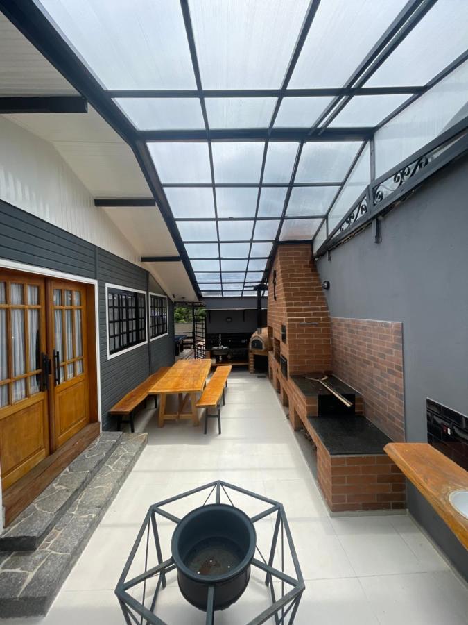 Casa nas Montanhas Campos do Jordão Exterior foto